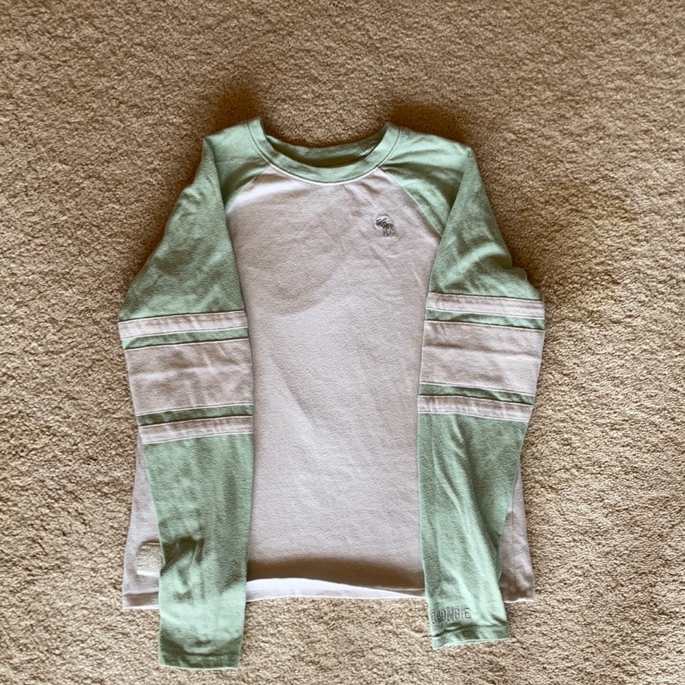 Abercrombie & Finch teal shirt
